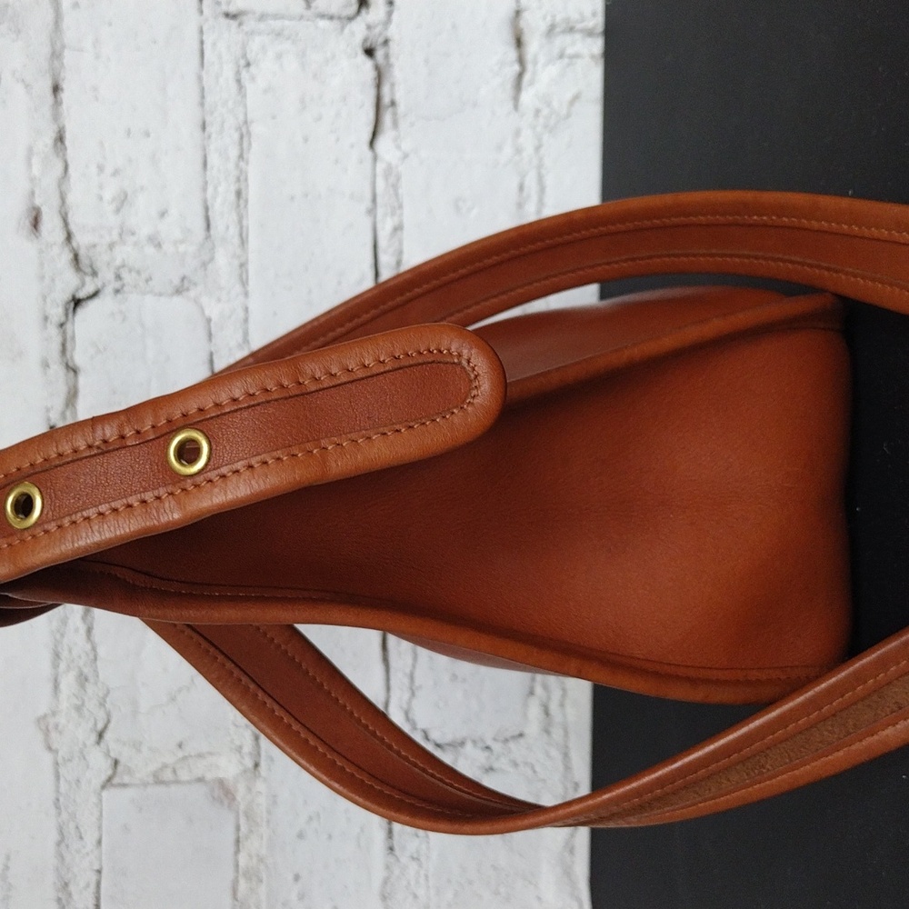 Vintage Coach Janice 9950 Tan Leather Handbag - Picture 8 of 9